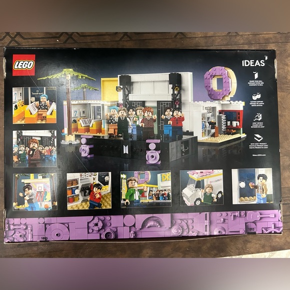 Lego BTS Dynamite - Brand New in box - Picture 8 of 10